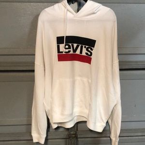 Levi’s white sweater with hoodie